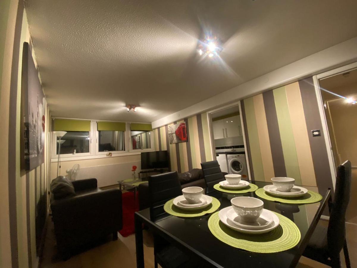 Victoria Centre Apartments In The Victoria Centre Shopping Centre - Nottingham City Centre - 24 Hour Access - Most Central Location, Kitchen - Sunday Check-Out 1Pm - Opposite Hilton By Restaurants & Shops - Outdoor Parking Cars Or Vans Five Pounds A מראה חיצוני תמונה