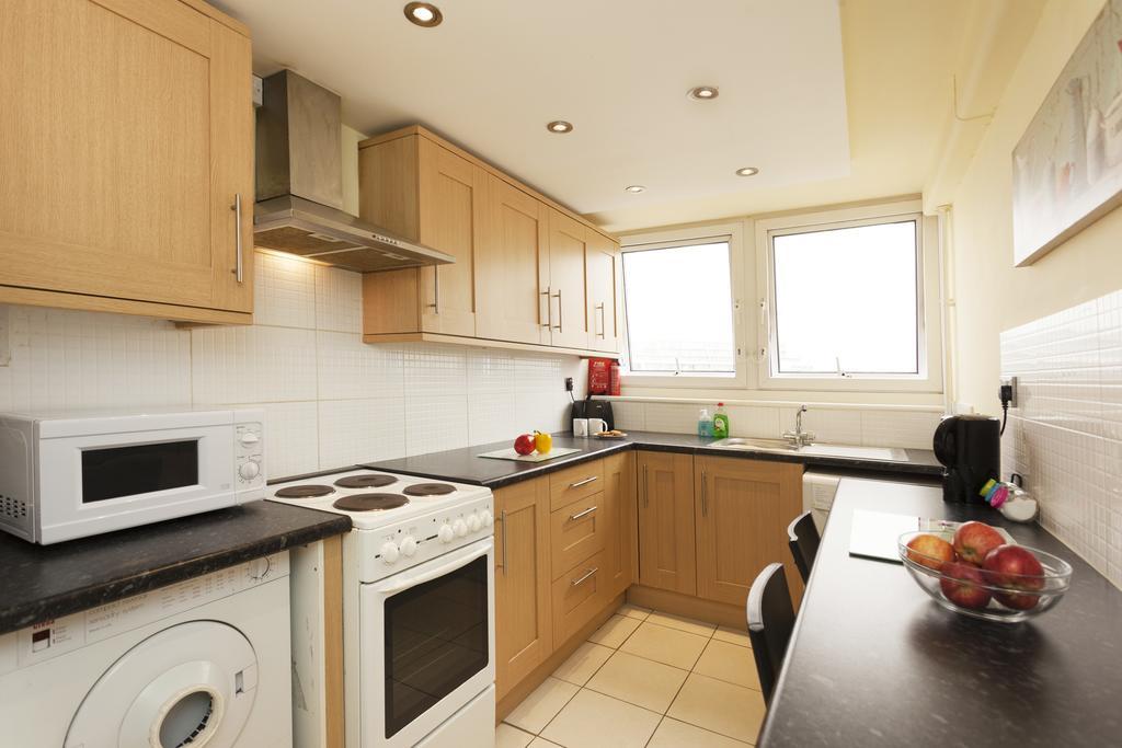 Victoria Centre Apartments In The Victoria Centre Shopping Centre - Nottingham City Centre - 24 Hour Access - Most Central Location, Kitchen - Sunday Check-Out 1Pm - Opposite Hilton By Restaurants & Shops - Outdoor Parking Cars Or Vans Five Pounds A מראה חיצוני תמונה