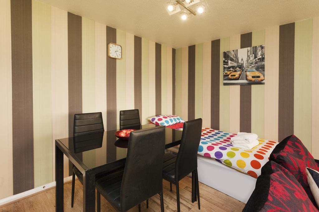 Victoria Centre Apartments In The Victoria Centre Shopping Centre - Nottingham City Centre - 24 Hour Access - Most Central Location, Kitchen - Sunday Check-Out 1Pm - Opposite Hilton By Restaurants & Shops - Outdoor Parking Cars Or Vans Five Pounds A מראה חיצוני תמונה